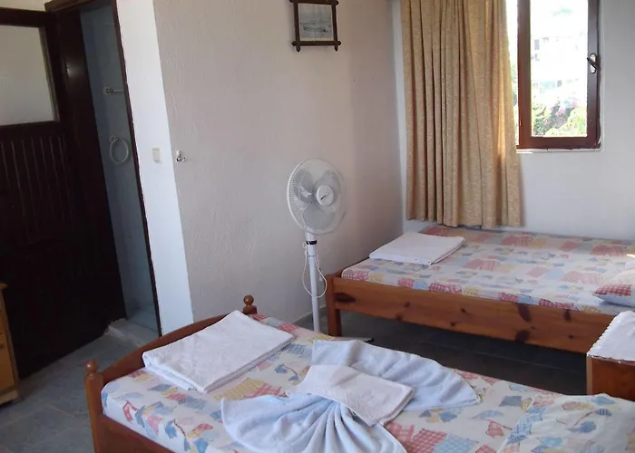 Casa de hóspedes Selen Side