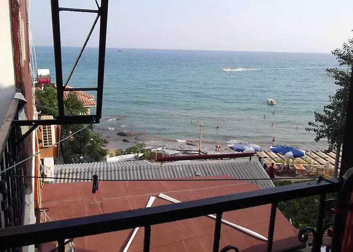 招待所 Selen 锡德