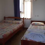 Selen Konukevi Side